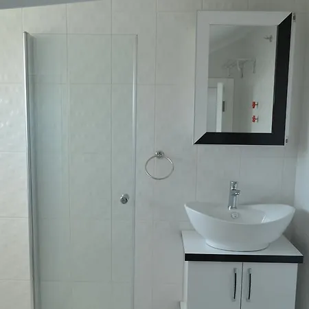 Hisarpark-e-4 Apartment *